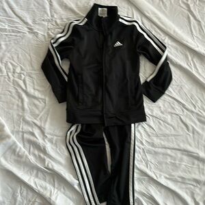 Adidas Boys Tracksuit Size 5T